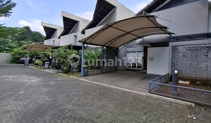 Turun Harga Rumah Veteran Bintaro-5 Menit ke Pondok Indah. Siap Huni dan Area Nyaman.