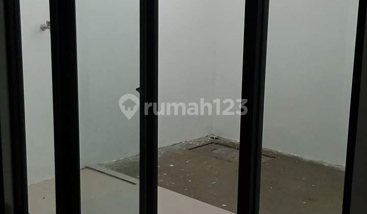 Rumah Modern 1 Lantai Dekat Akses Jalan Tol.