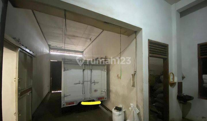 Toko di jl Pemuda Boja 4