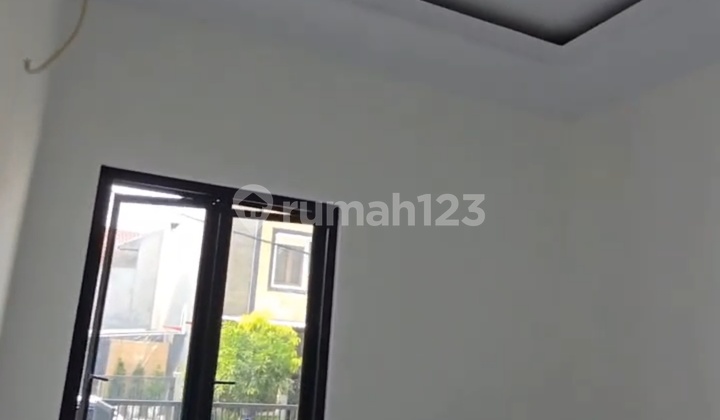 Rumah Baru 2 Lantai 7X18 di Taman Vila Meruya Siap Huni SHM 2