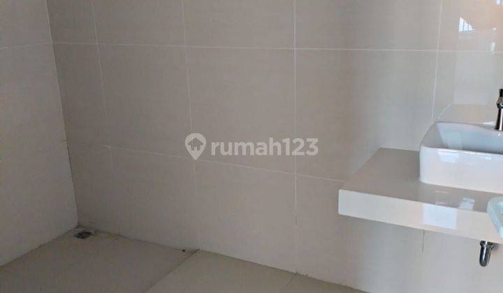 Rumah Di Pulomas Jaktim Uk, 12x16m2 Shm Bagus 2