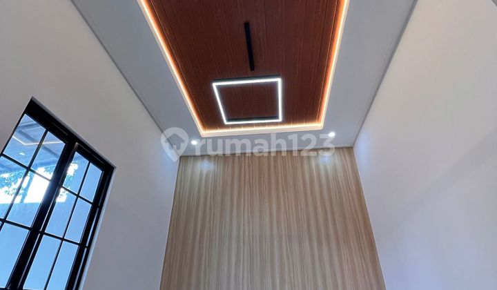 Sun Garden House 10x18, Fronting a Cool and Lush Garden, SHM 2