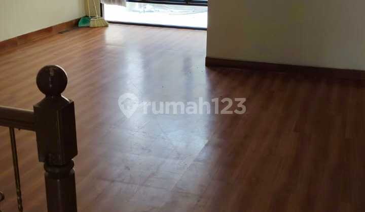 Turun Harga Rumah Permata Buana SHM Hadap Utara 1