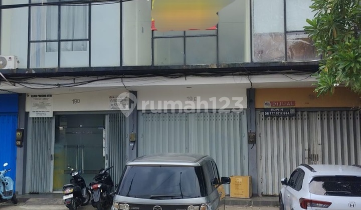 Ruko di Kembangan Rapi Bagus Siap untuk Usaha