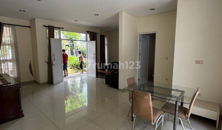 Rumah Green Lake City Cluster Amerika Latin Uk 10x23m2 Shm Bagus 1