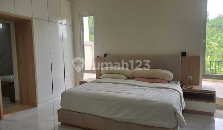 Luxurious 2-Story House in Candi Golf Housing, Jangli, Semarang. 2