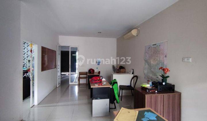 Ruko, Tempat Tinggal Dan Kantor 2 Lt Dengan Kamar Full Furnish di Perumahan Graha Padma, Krapyak, Semarang 3