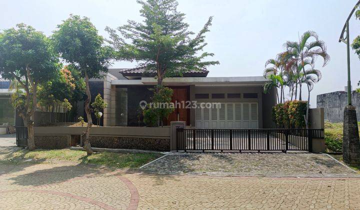 Rumah Mewah Dengan View Dan Kolam Renang di Candi Golf Residence 1