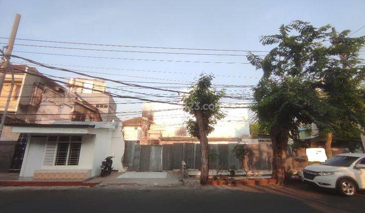 Rumah Orientasi Tanah Tengah Kota Dekat Simpang Lima 2