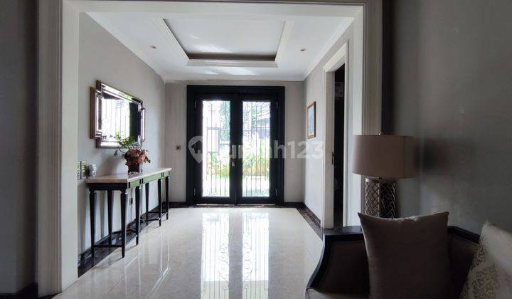 Rumah Mewah 4 Lantai Furnished Full View di Daerah Candi, Diponegoro, Semarang 2