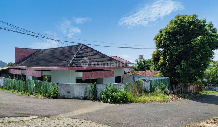 Rumah Lama Orientasi Tanah di Sibayak, Semarang 1