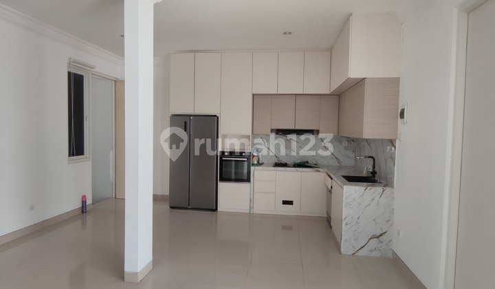 Ready-to-Occupy 2-Story House at Victoria Valley, Ciputra BSB, Ngalian 2