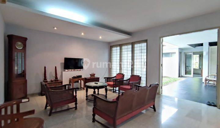 Rumah 2 lantai di Tengah Kota jl.Taman Beringin Semarang  1