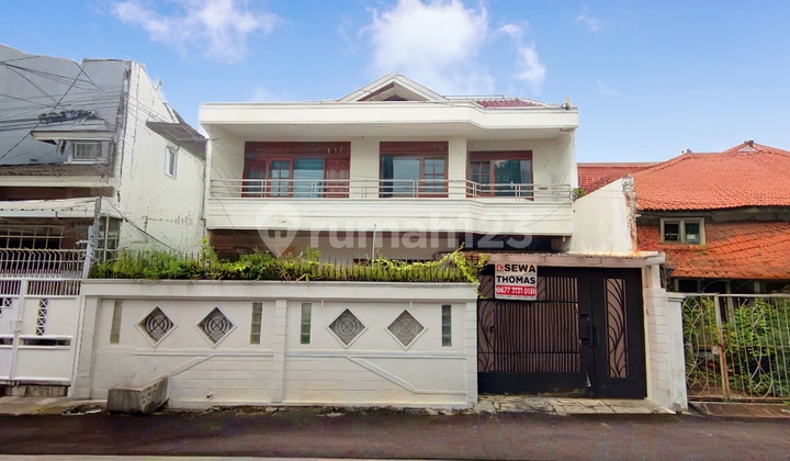 2-Story House in Semarang Ready to Occup 1