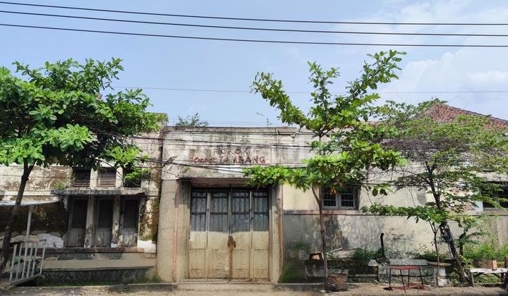 Land on Karangsaru Street, Central Semarang near Mt Haryono. 2