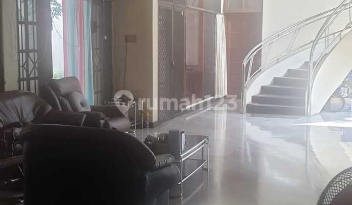 Rumah Tengah Kota View Kota Semarang di Jl. Diponegoro Semarang 2