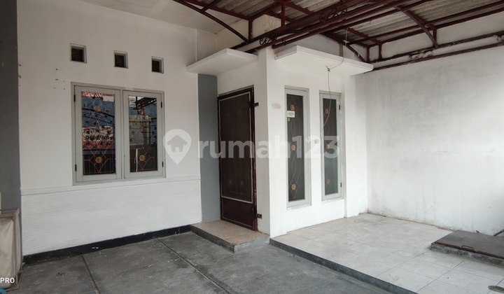 Cheap House on Singa Street, Semarang 1