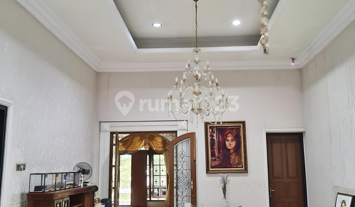 Rumah Mewah Area Candi Full Furnish Semarang Selatan 2