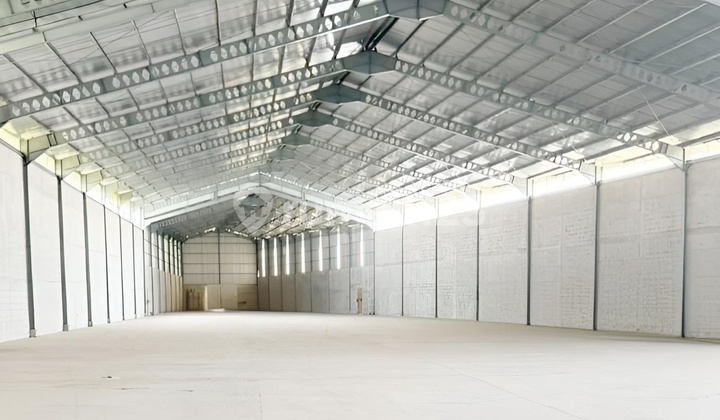 New Warehouse on Raya Kaliwungu Street, Kendal