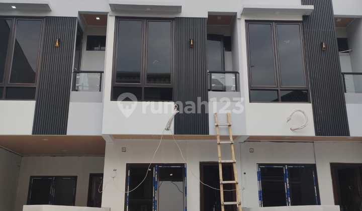 Rumah Dijual di Batu Tulis Jakarta Pusat 2 Lantai