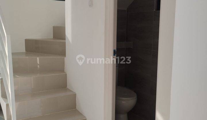 Rumah Bagus 2 Lantai Shm Di Jl. Srikaya No. 2, Utan Kayu Utara, Matraman, Kota Jakarta Timur, Dki Jakarta, Indonesia, 13120, Matraman 2