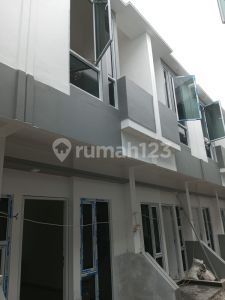 Rumah Manis Harga Minimalis di Kamboja Matraman Jakarta Timur 2