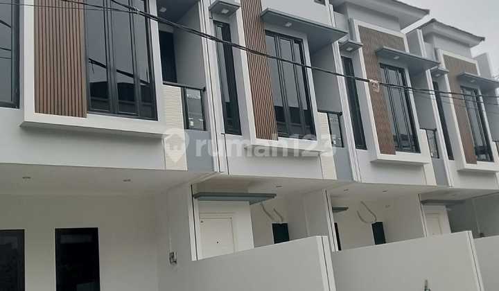 Rumah Bergaya Eropah 2 Lantai di Jl. Sawah Lunto No.44, Pasar Manggis, Setiabudi, Kota Jakarta Selatan, Dki Jakarta, Indonesia, 12970, Setiabudi Rumah Bergaya Eropah 2 Lantai di Jl. Sawah Lunto No.44, Pasar Manggis, Setiabudi, Kota Jakarta Selatan, Dki Jakarta, Indonesia, 12970, Setiabudi