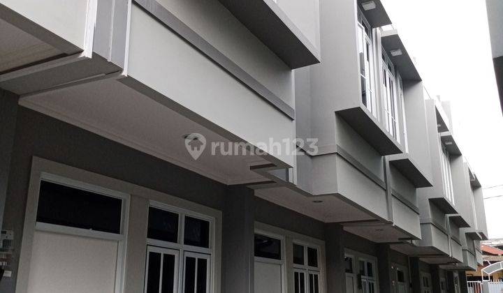 RUMAH DIJUAL 2 LANTAI CIPINANG ELOK JAKARTA TIMUR  1