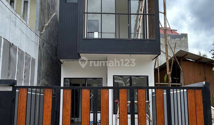 Dijual Rumah Dukuh Zamrud Mustikajaya Bekasi Timur 1