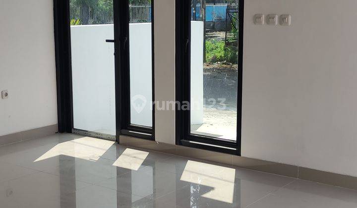 Ruko Untuk Usaha Dan Hunian! Lokasi Strategis, Harga Menarik 1