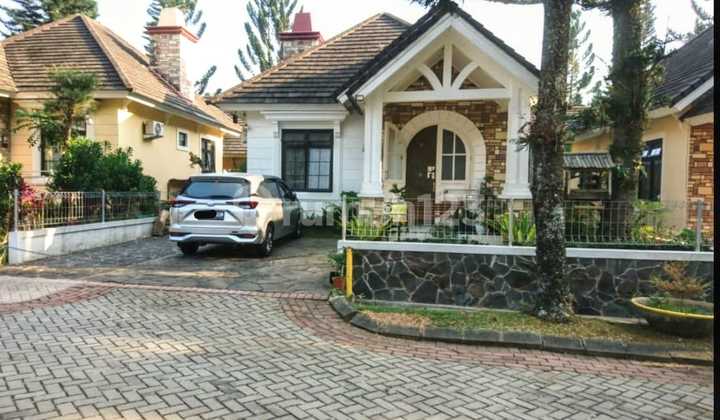 Dijual Villa Kota Bunga Puncak Bogor