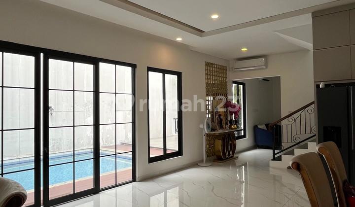For Rent: Luxurious House Facing Park with Pool in the Argenia Area, Sentul City, Bogor