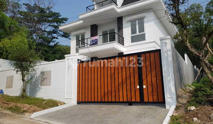 Dijual Rumah Classic Modern Dengan Pool Sentul City Bogor Dijual Rumah Classic Modern Dengan Pool Sentul City Bogor