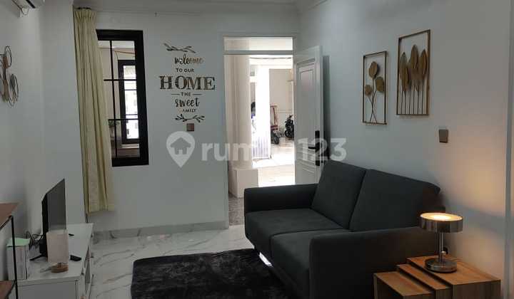 Disewakan Rumah Cantik Furnished Dibelakang Aeon Mall Sentul City Bogor 2