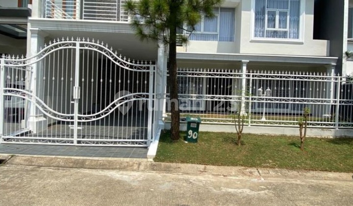 Dijual Rumah Dengan Pool Dikawasan Argenia Sentul City