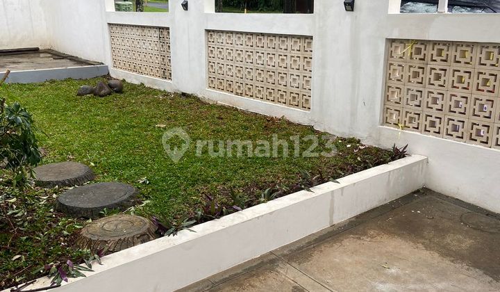 Disewakan Rumah Cantik Posisi Hook Sebrang Taman Budaya Sentul City Bogor 2