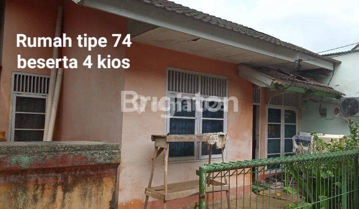 rumah plus 4 kios muarah di pasar Perumnas 1