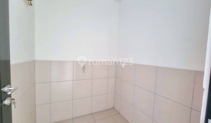 Apartement 2 BR lloyd Alam sutra semi furnished 2