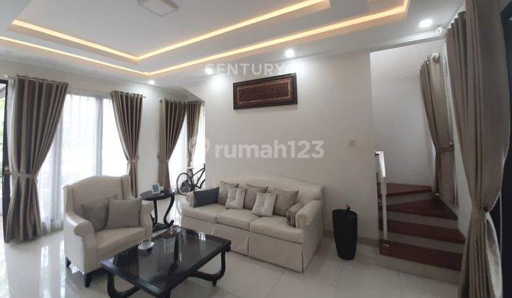 Rumah Hook Depan Taman Sudah Renov Di Discovery  Bintaro Jaya 2