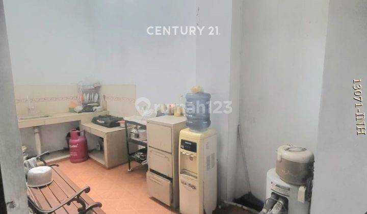 Dijual CEPAT Ruko Cocok Untuk Usaha Di Lokasi Strategis Di JakPus 2