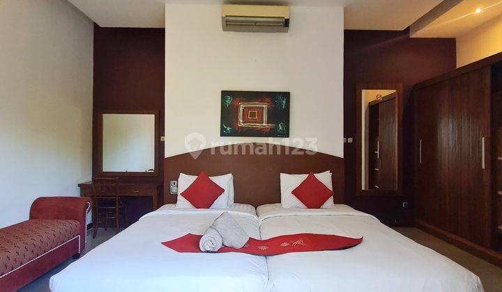 Villa 3 Kamar Tidur Dengan Taman Dan Pool Walking Distance Ke Pantai Seminyak Cocok Untuk Investasi 2