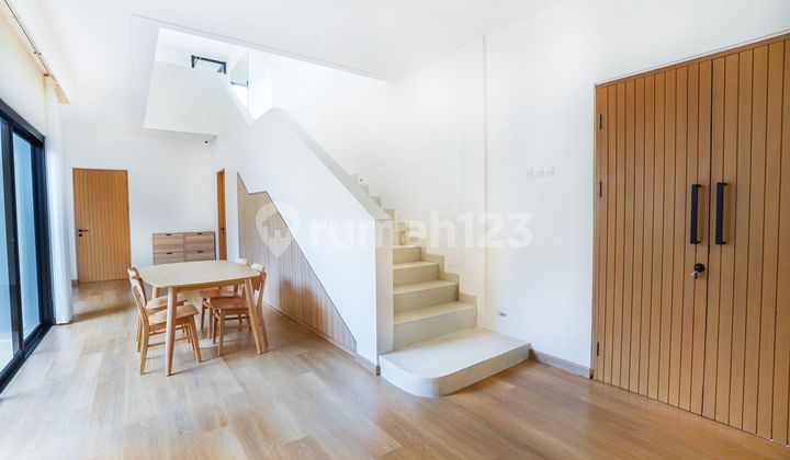 Leasehold 4 Bedroom Villa Beachside Sanur • Perfect Investment