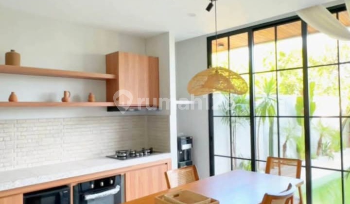 3 Bedroom Modern Tropical Villa For Rent In Pererenan 3 Bedroom Modern Tropical Villa For Rent In Pererenan