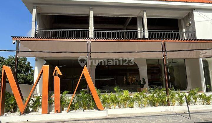 Toko Disewakan di Canggu Berawa dengan Lalu Lintas Padat (Lantai Dua Saja) 1