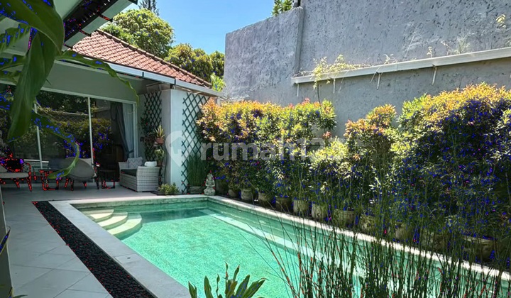 4 + 1 Bedroom Modern Villa Walking Distance To Mertasari Beach Sanur