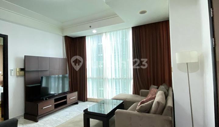 Dijual Apartment The Peak Sudirman 2 BR Bagus Furnished