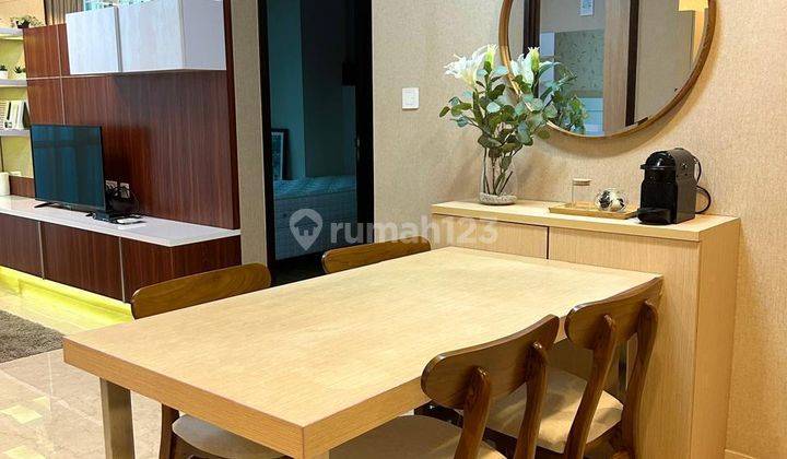ruang makan apartement setiabudi skygarden 2 br