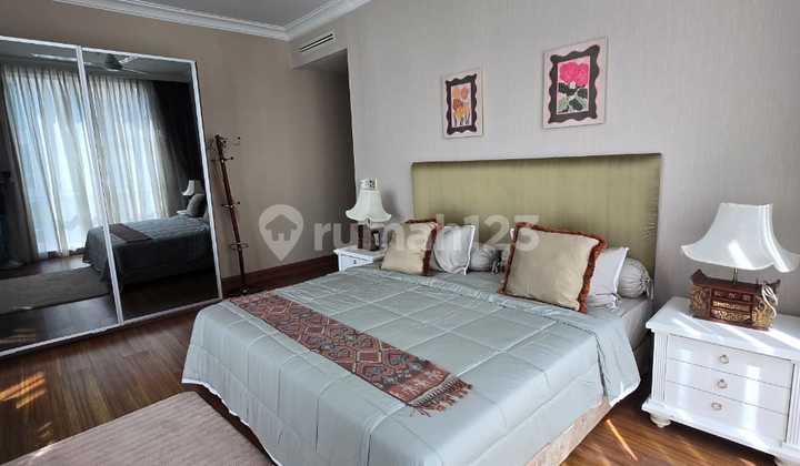 Disewakan Apartment Pakubuwono View 3 BR Bagus Furnished 2