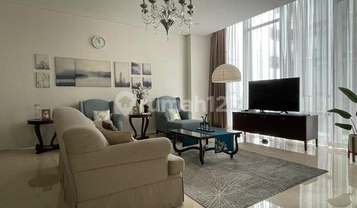 Disewakan Apartment 3 BR Senopati Suites Bagus Furnished