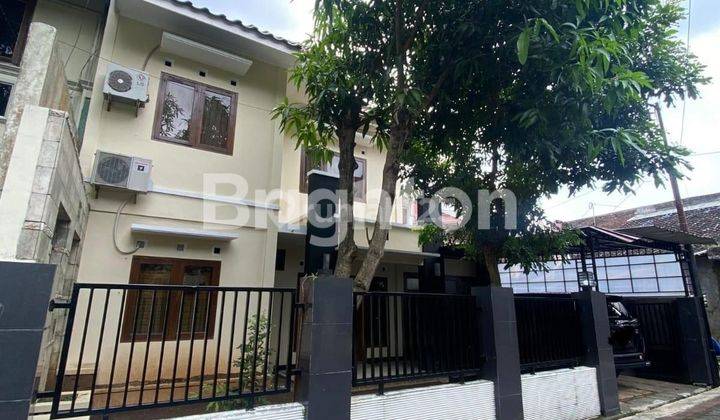 RUMAH MEWAH DUA LANTAI NGESREP BUTUH  CEPAT 1